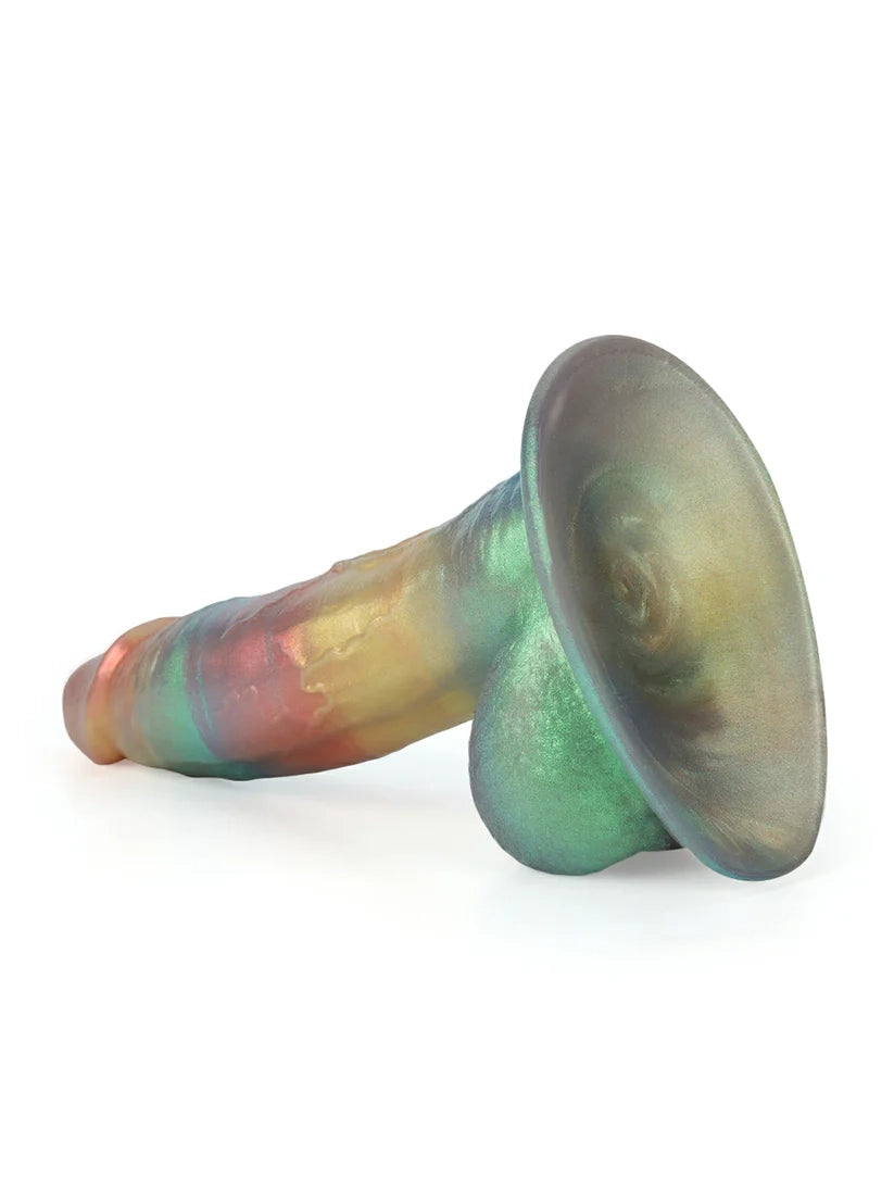 Raymond – Gebogen Fantasy Dildo van 23,6 cm in Regenboog Metallic