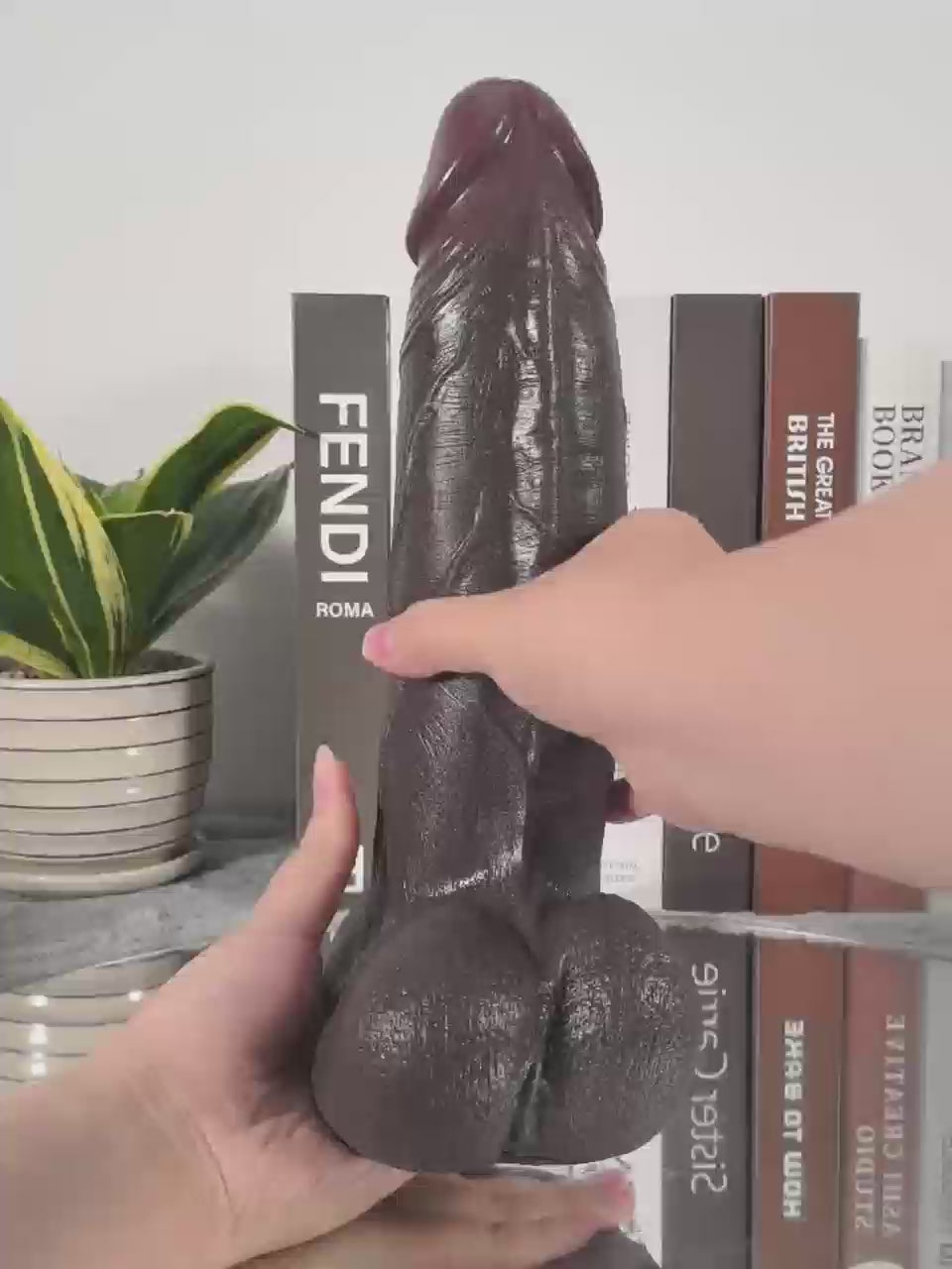 Rens - Zwarte Sliding Skin Vac U Lock Dildo Met Bewegende Balzak - 27,5cm