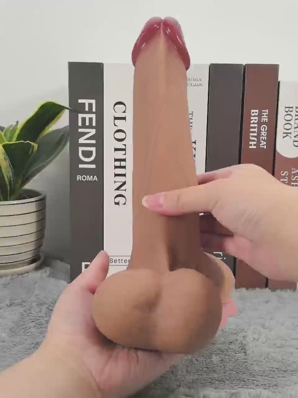 Stijn - Realistische Dildo Met Real Huid &amp; Zachte Ballen - 24cm